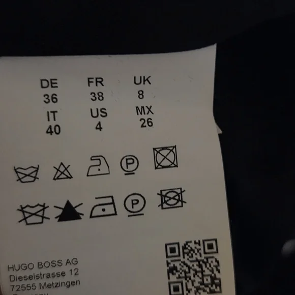 Hugo Boss Women's Floral Print Black And White Long Button Down Blazer Size 4 - Picture 10 of 11